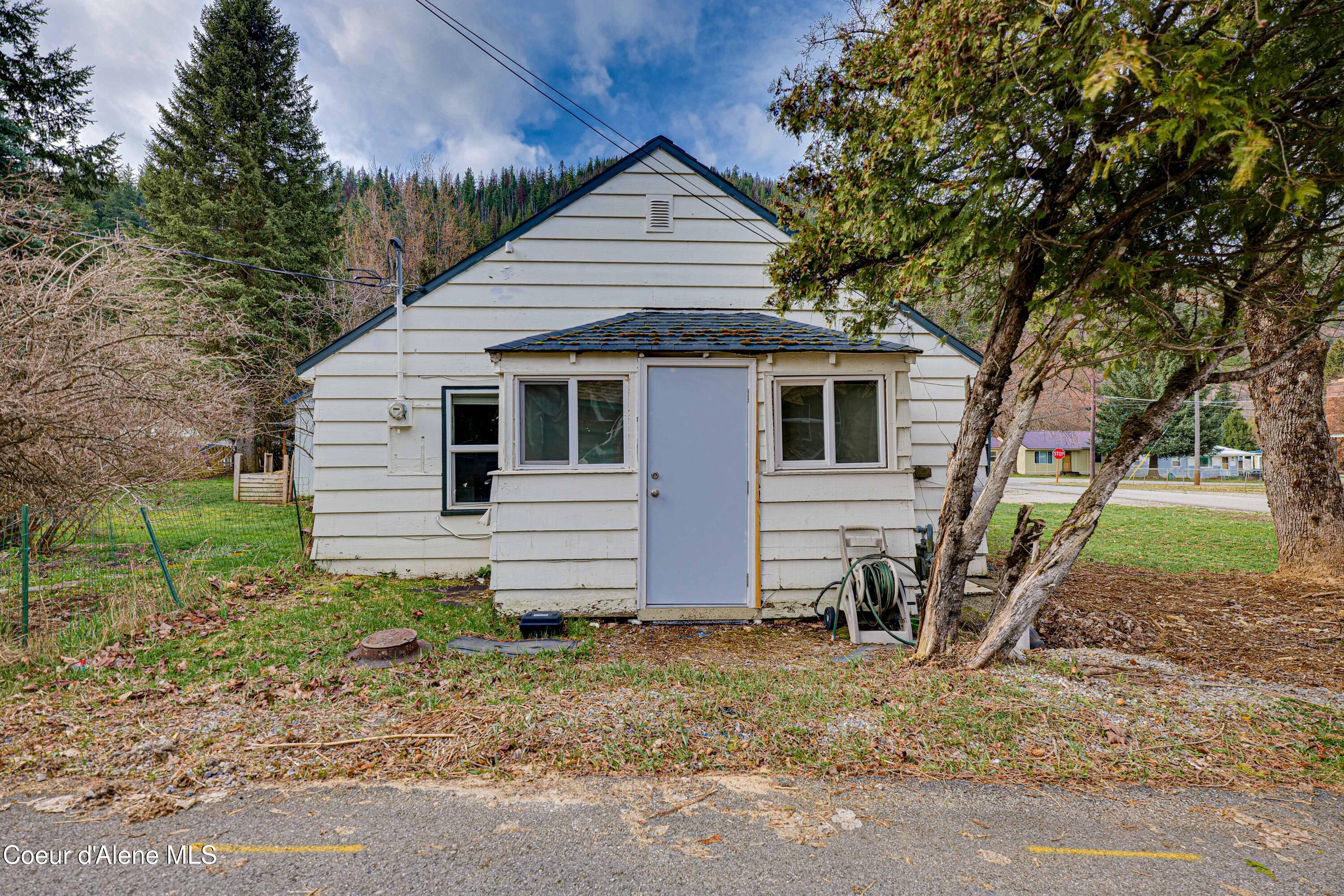 217 South 4th Street Osburn, ID 83849 - Photo 16 of 19 217 S-19