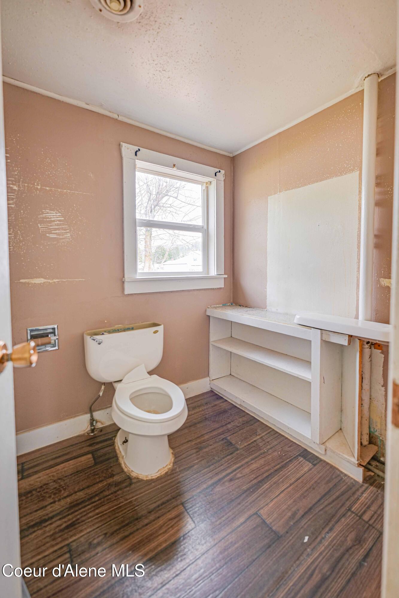 217 South 4th Street Osburn, ID 83849 - Photo 5 of 19 217 S-14