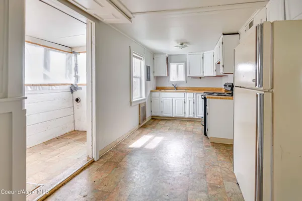 $184,900 | 217 South 4th Street, Osburn, ID 83849