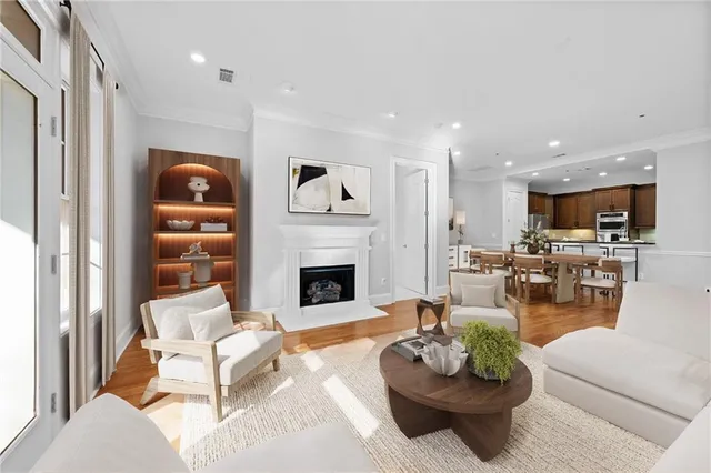 $535,000 | 3280 Stillhouse Lane Southeast, Unit 206, Atlanta, GA 30339