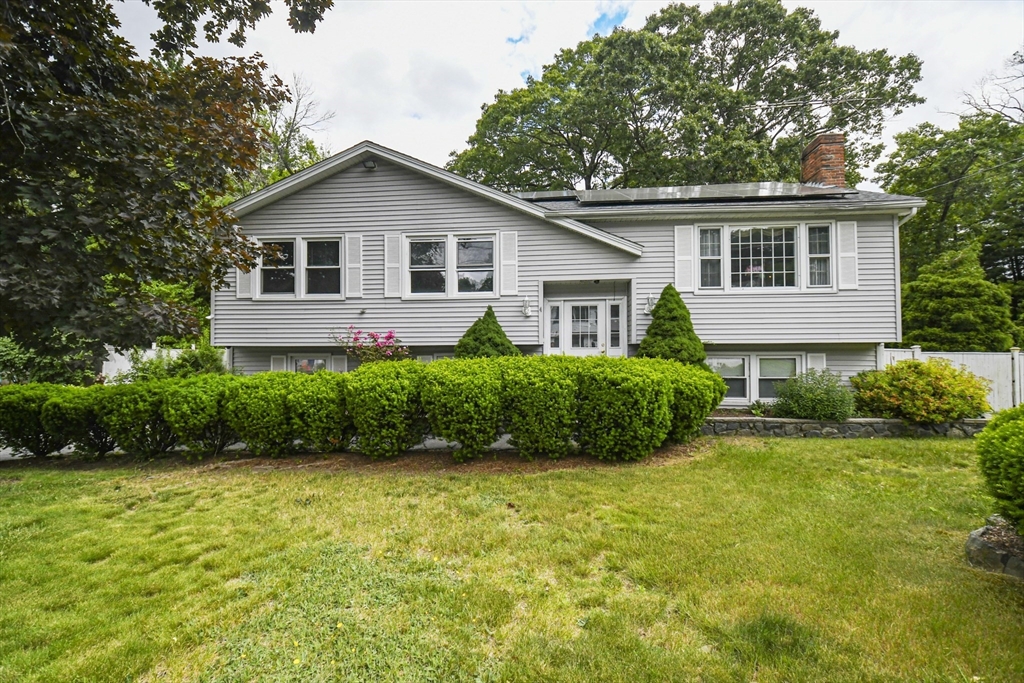 4 Pigeon Road Woburn, MA 01801 - Photo 1 of 24 Gallery Image 1
