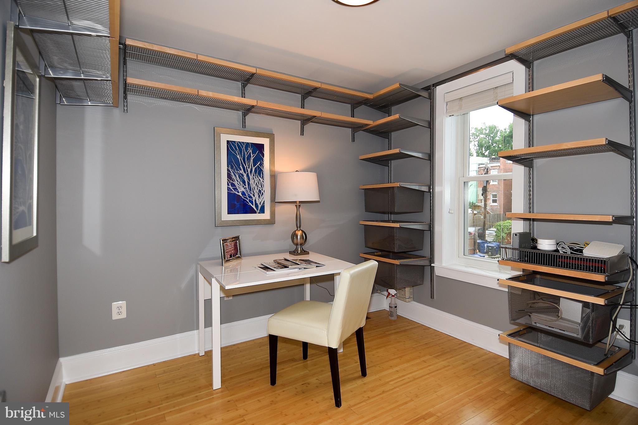 621 Columbia Road Northwest Washington, DC 20001 - Photo 12 of 29 2nd Bedroom OR Office