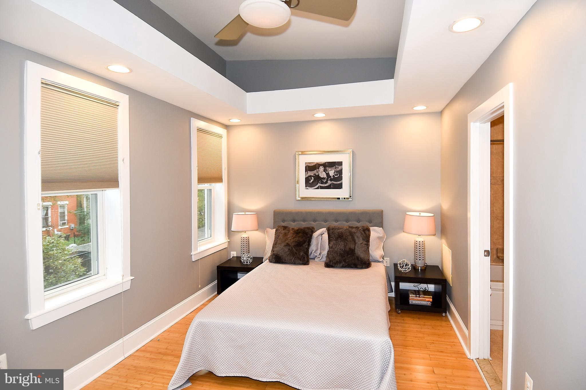 621 Columbia Road Northwest Washington, DC 20001 - Photo 14 of 29 Large Master Bedroom with inlaid ceiling