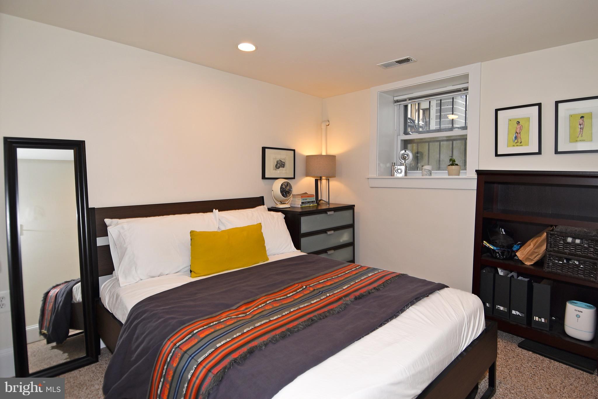 621 Columbia Road Northwest Washington, DC 20001 - Photo 25 of 29 Rental Apartment - Bedroom
