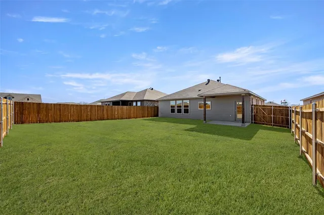 $299,900 | 1902 Cheyenne Drive, Cleburne, TX 76033