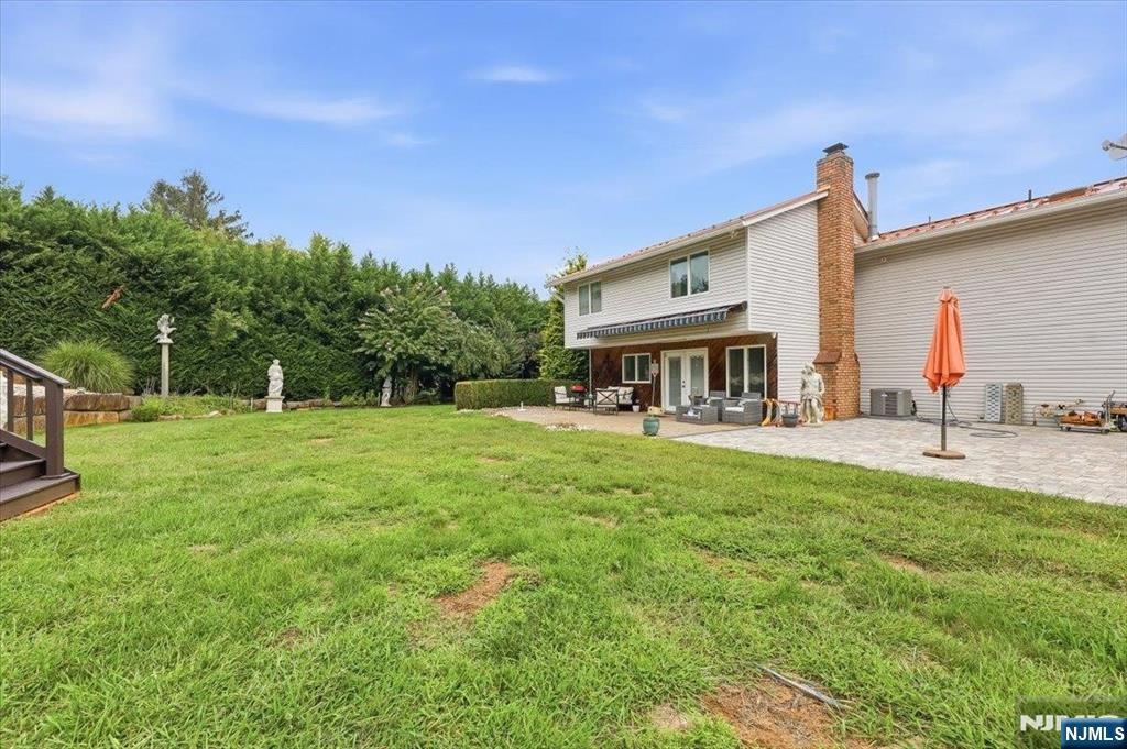 19 Hillside Road Manalapan, NJ 07726 - Photo 31 of 43 Gallery Image 31
