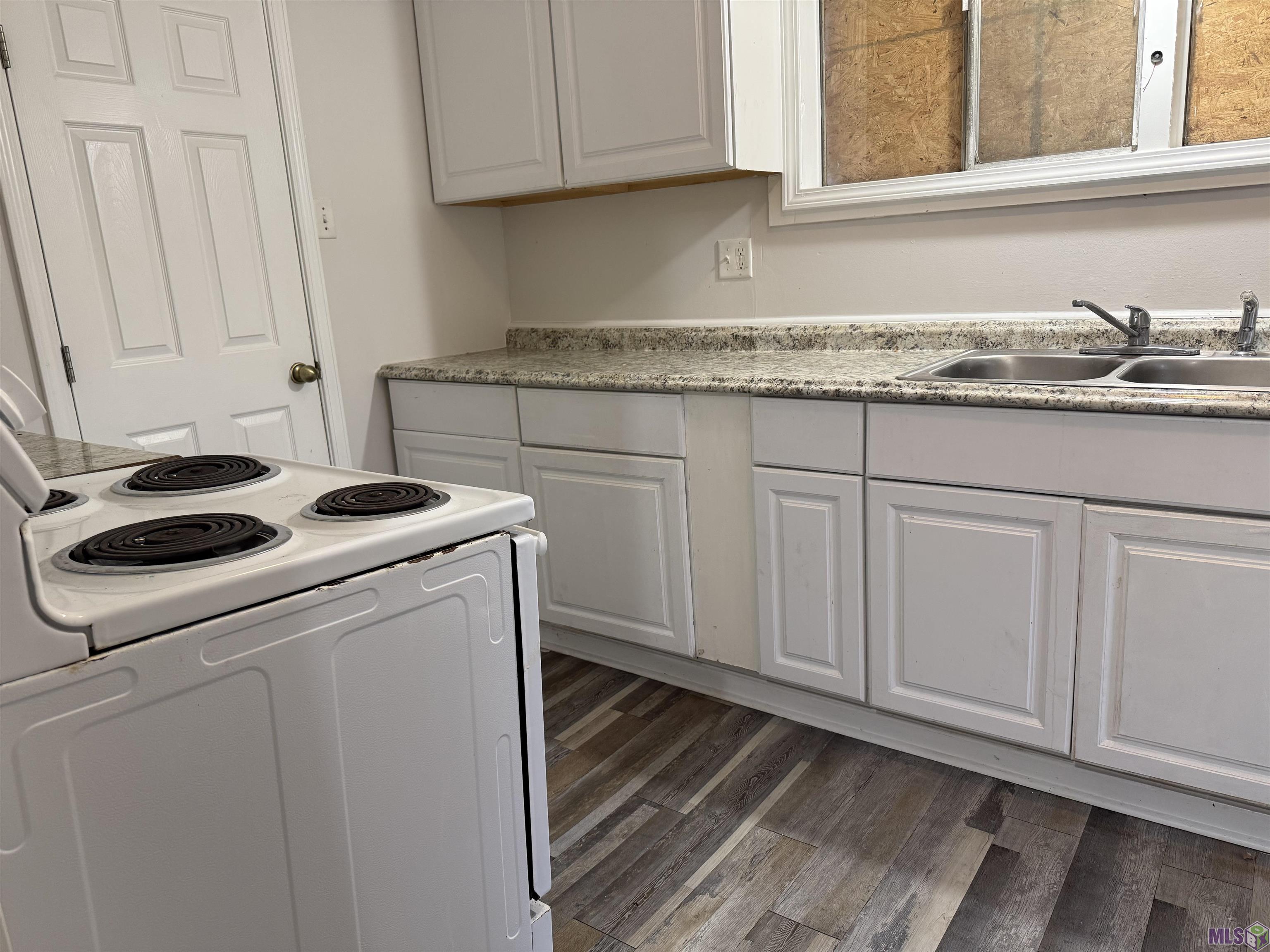 5261 Wilmot Street Baton Rouge, LA 70805 - Photo 3 of 11 Kitchen