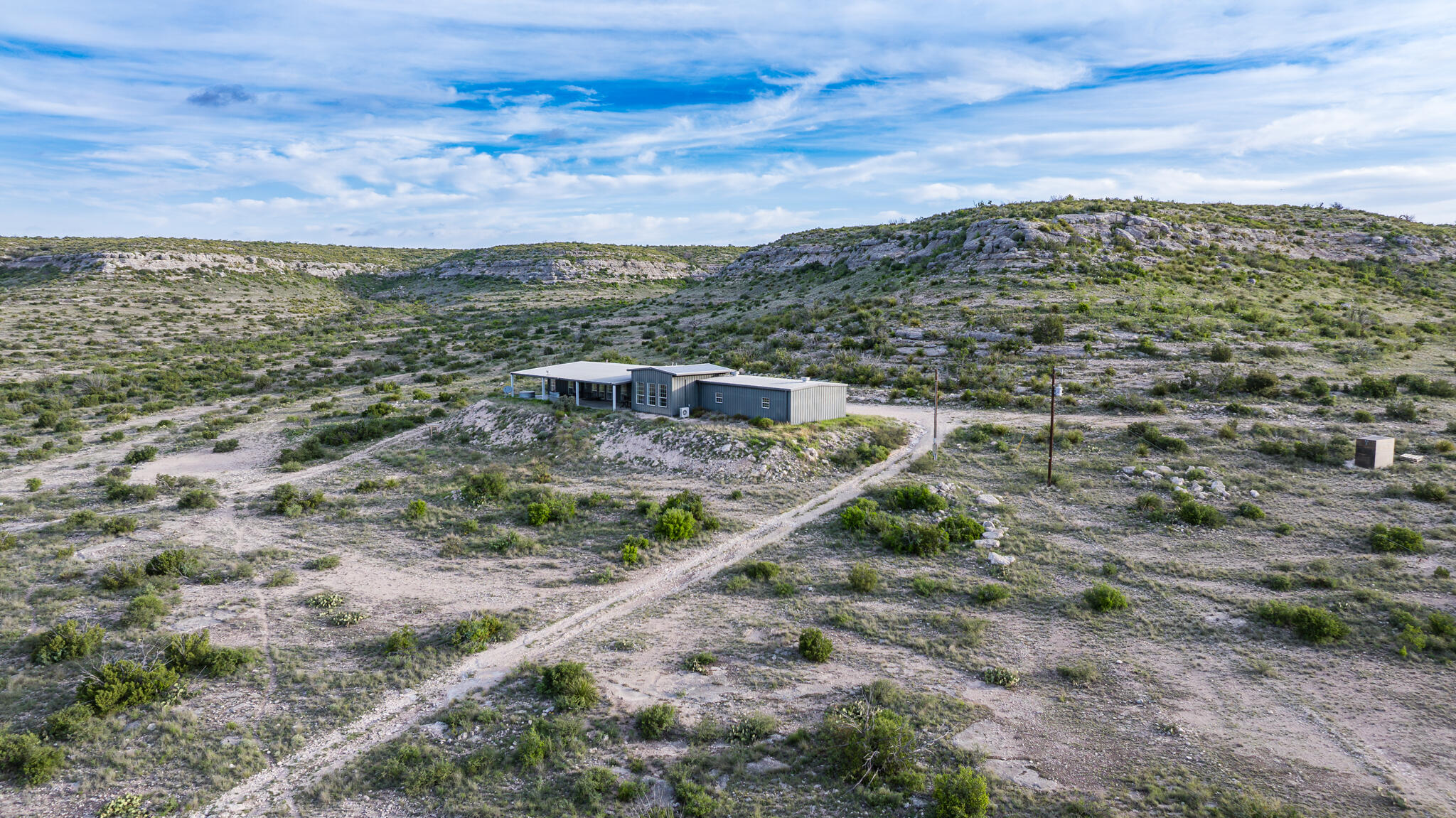251 Chisholm Road Ozona, TX 76943 - Photo 3 of 42 HoggardRRR-14