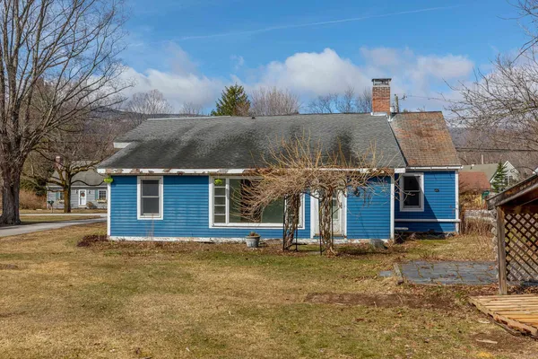 $399,000 | 446 Highland Avenue, Manchester, VT 05255