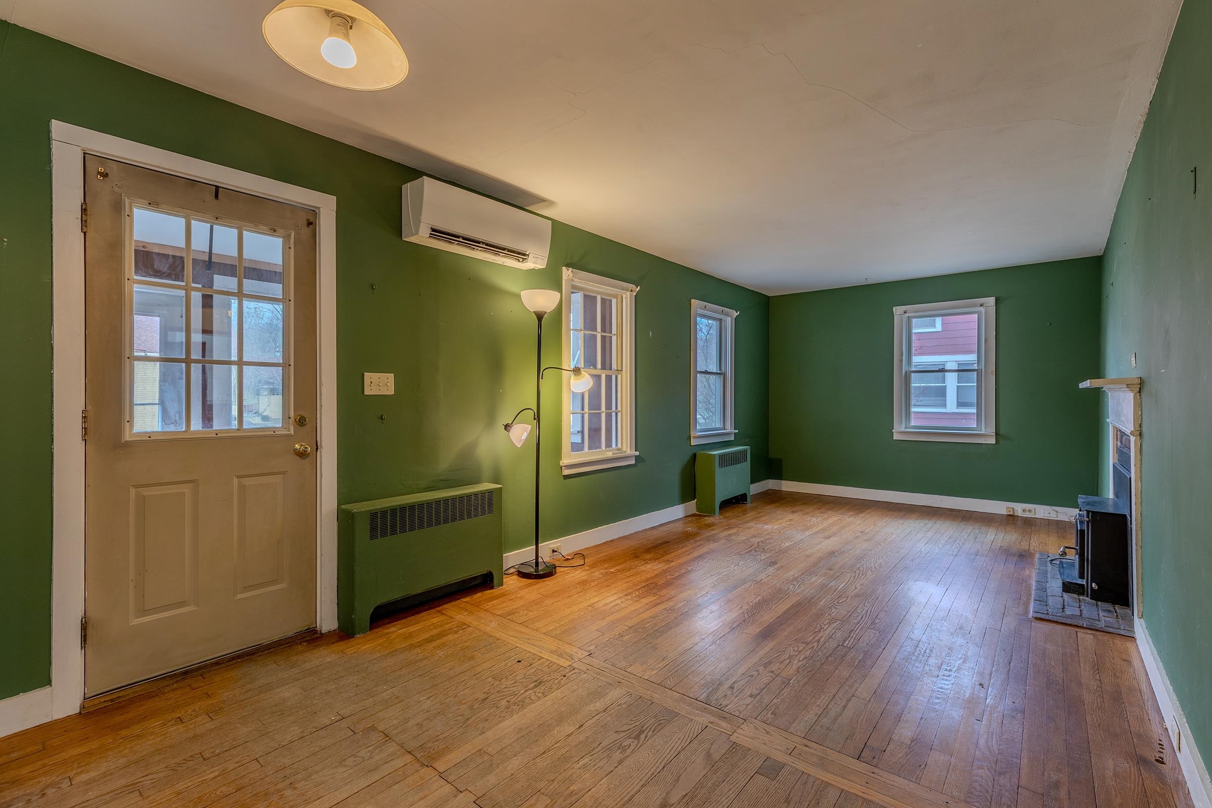 446 Highland Avenue Manchester, VT 05255 - Photo 6 of 46
