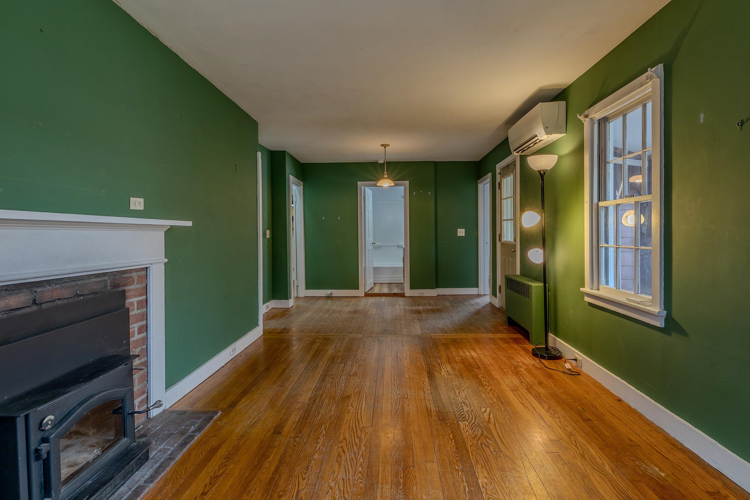 446 Highland Avenue Manchester, VT 05255 - Photo 7 of 46