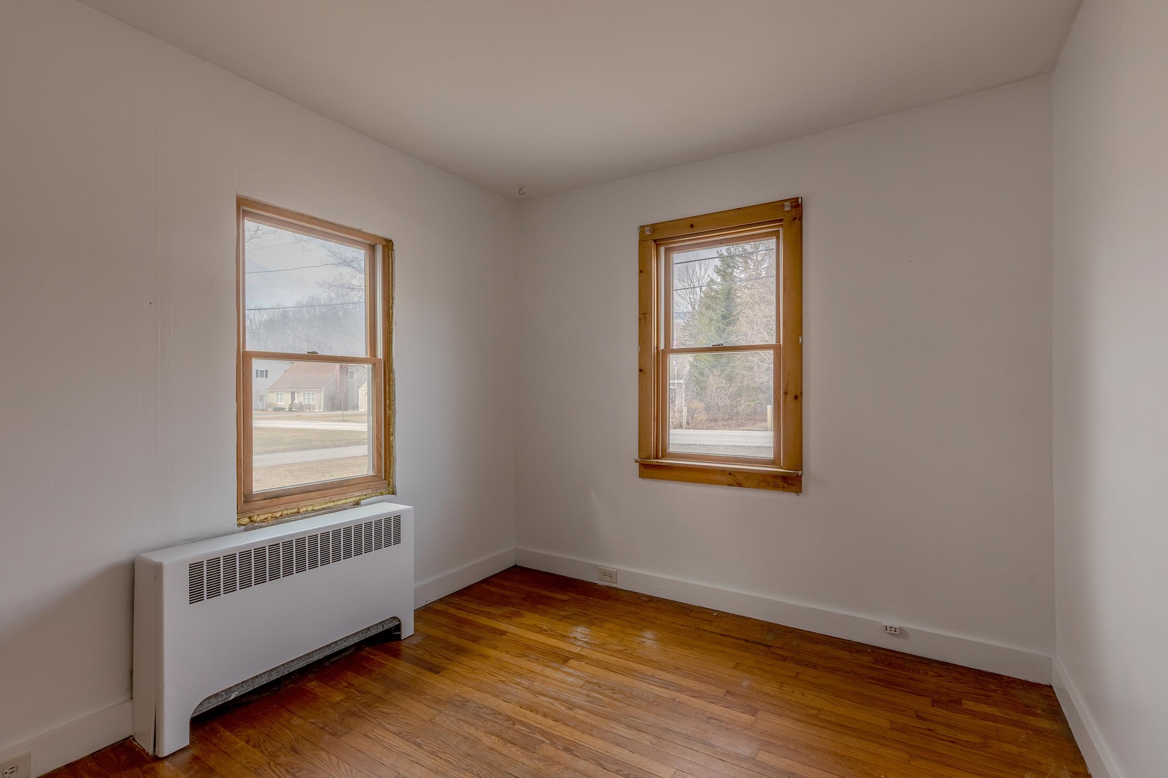 446 Highland Avenue Manchester, VT 05255 - Photo 10 of 46