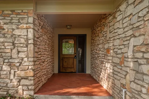 a view of entryway