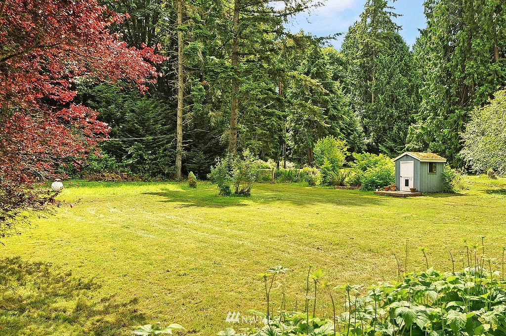 14445 Phelps Road Northeast Bainbridge Island, WA 98110 - Photo 14 of 15 Gallery Image 14