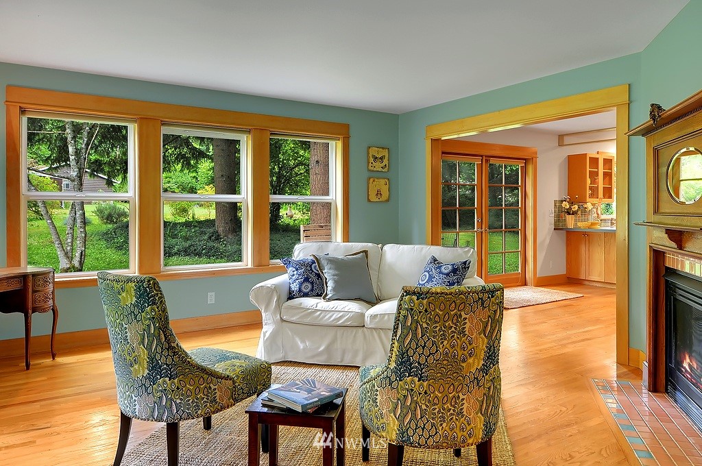 14445 Phelps Road Northeast Bainbridge Island, WA 98110 - Photo 5 of 15 Gallery Image 5