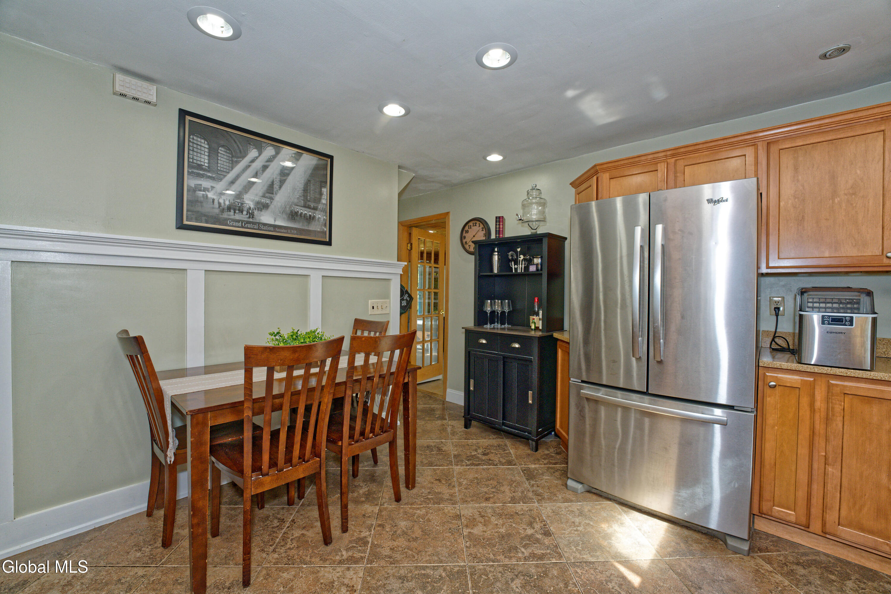 3580 River Road Rensselaer, NY 12144 - Photo 12 of 51 Kitchen