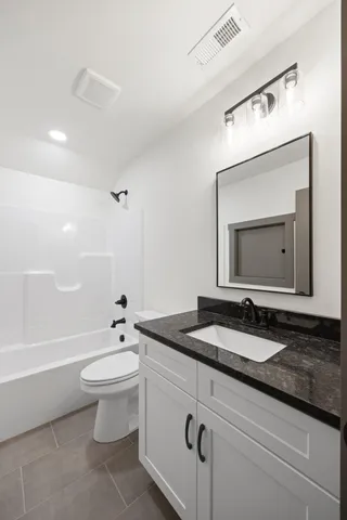 $369,900 | 378 Sentry Oaks, Chickamauga, GA 30707