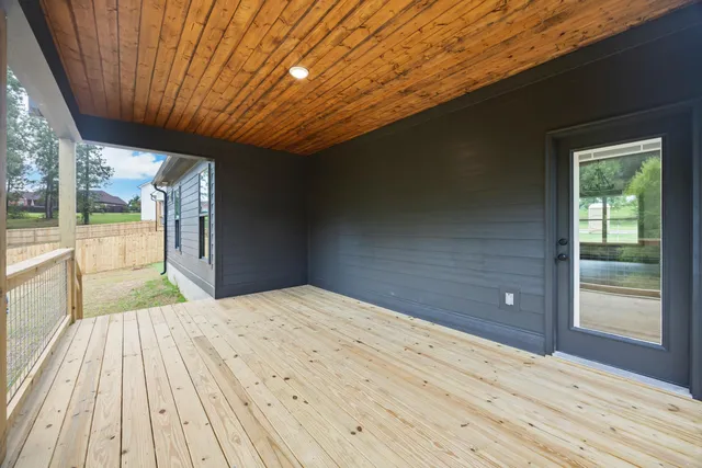 $369,900 | 378 Sentry Oaks, Chickamauga, GA 30707