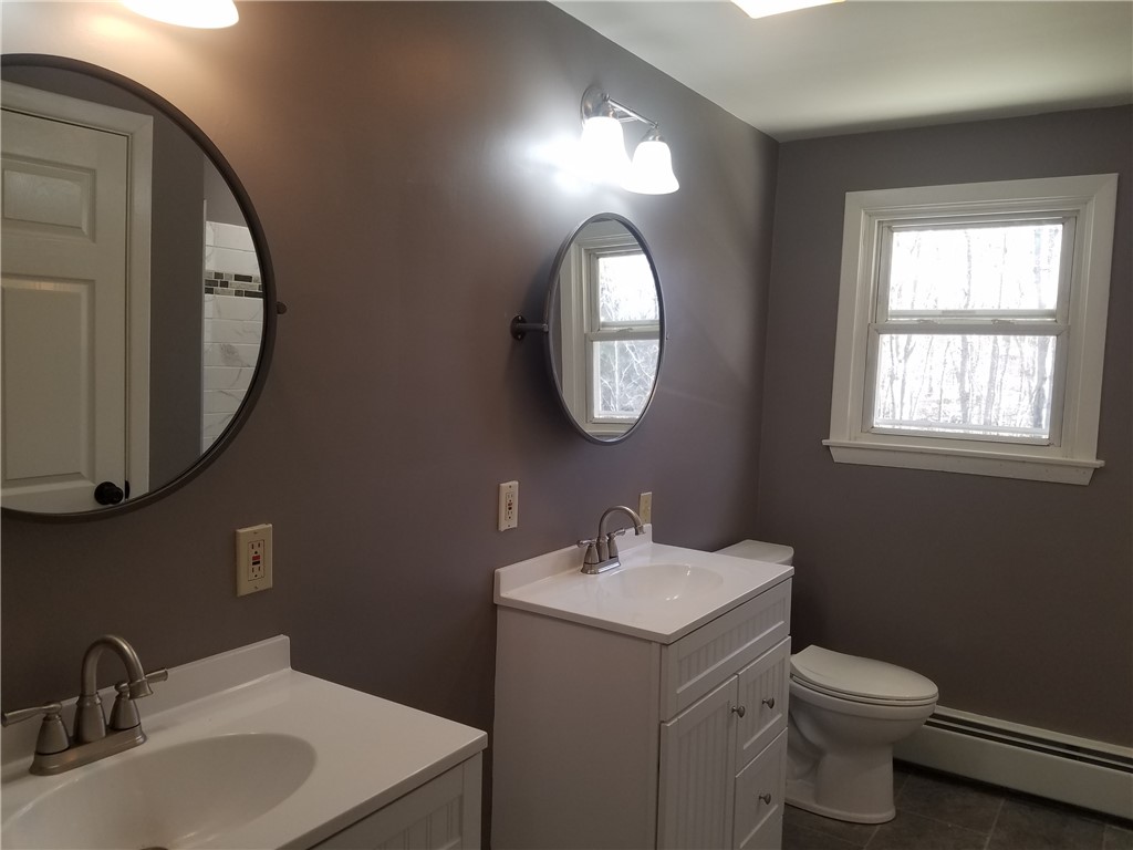 1670 Victory Highway Coventry, RI 02827 - Photo 14 of 28