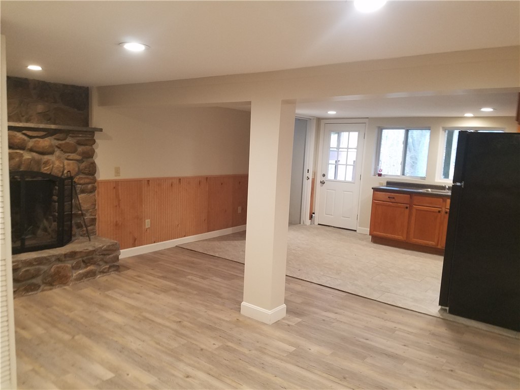 1670 Victory Highway Coventry, RI 02827 - Photo 17 of 28