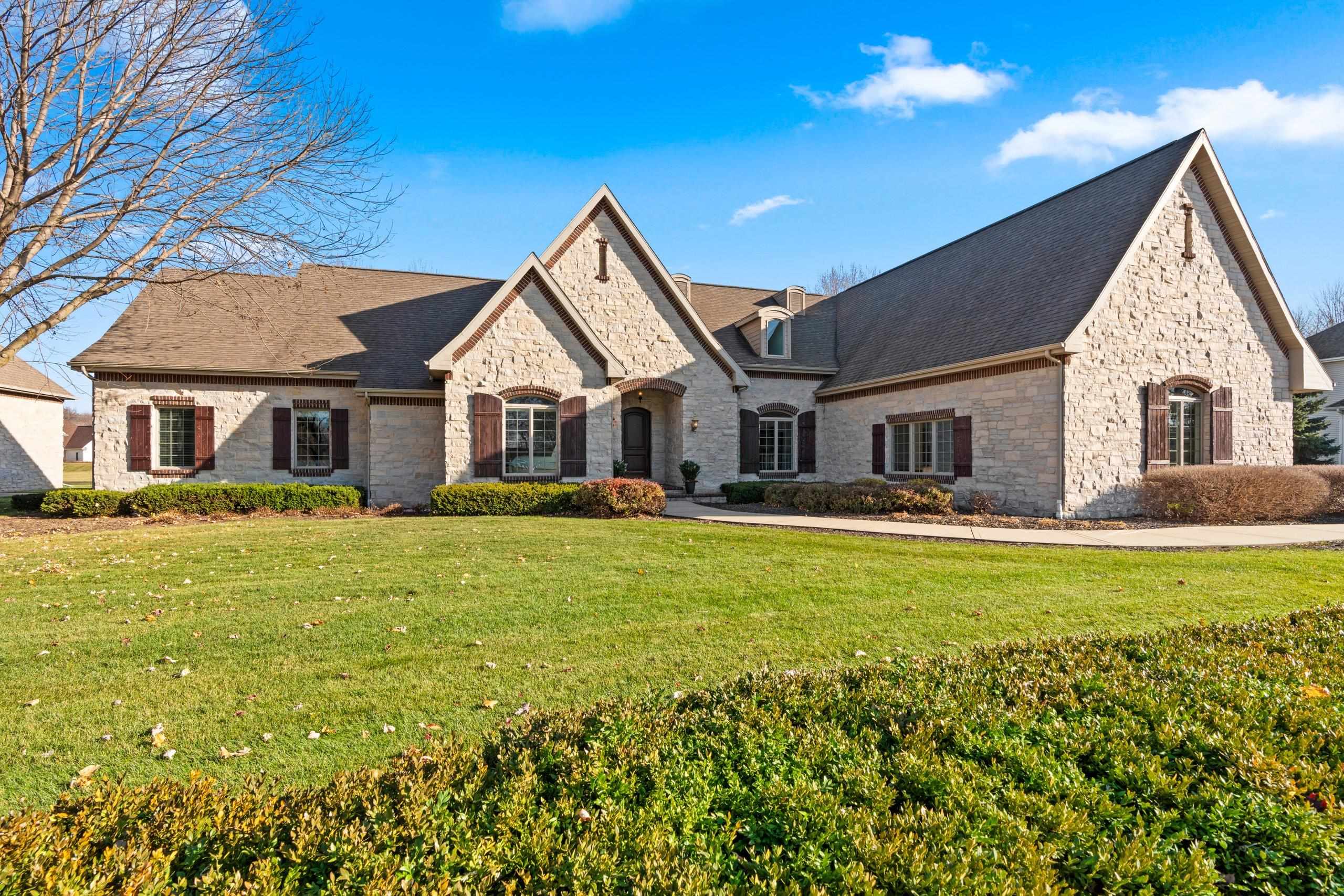 N8418 North Shore Road Menasha, WI 54952 - Photo 1 of 87