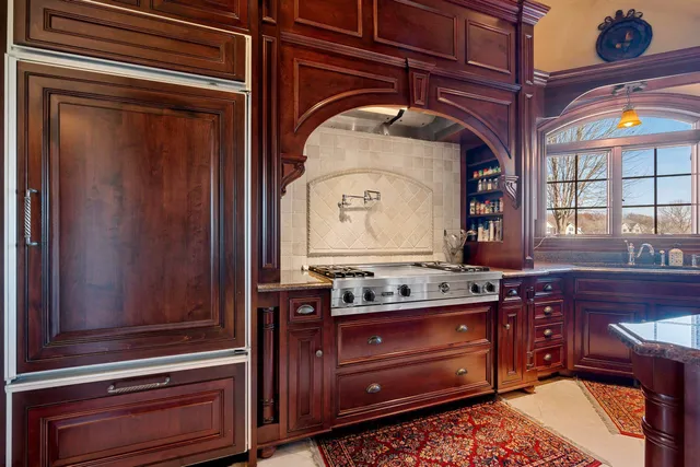 $1,199,000 | N8418 North Shore Road, Menasha, WI 54952