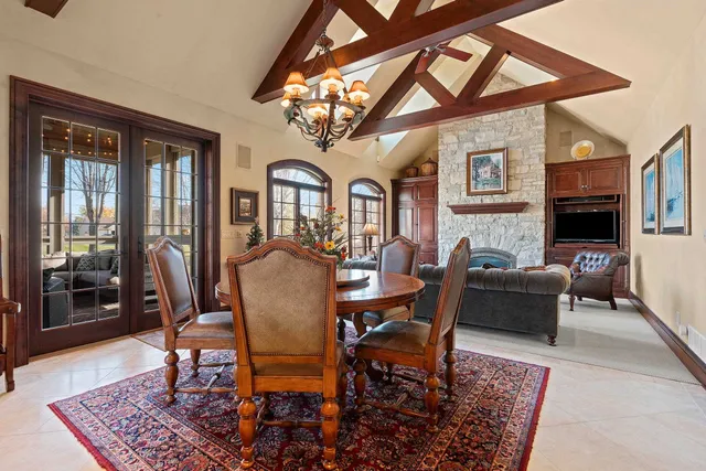 $1,199,000 | N8418 North Shore Road, Menasha, WI 54952