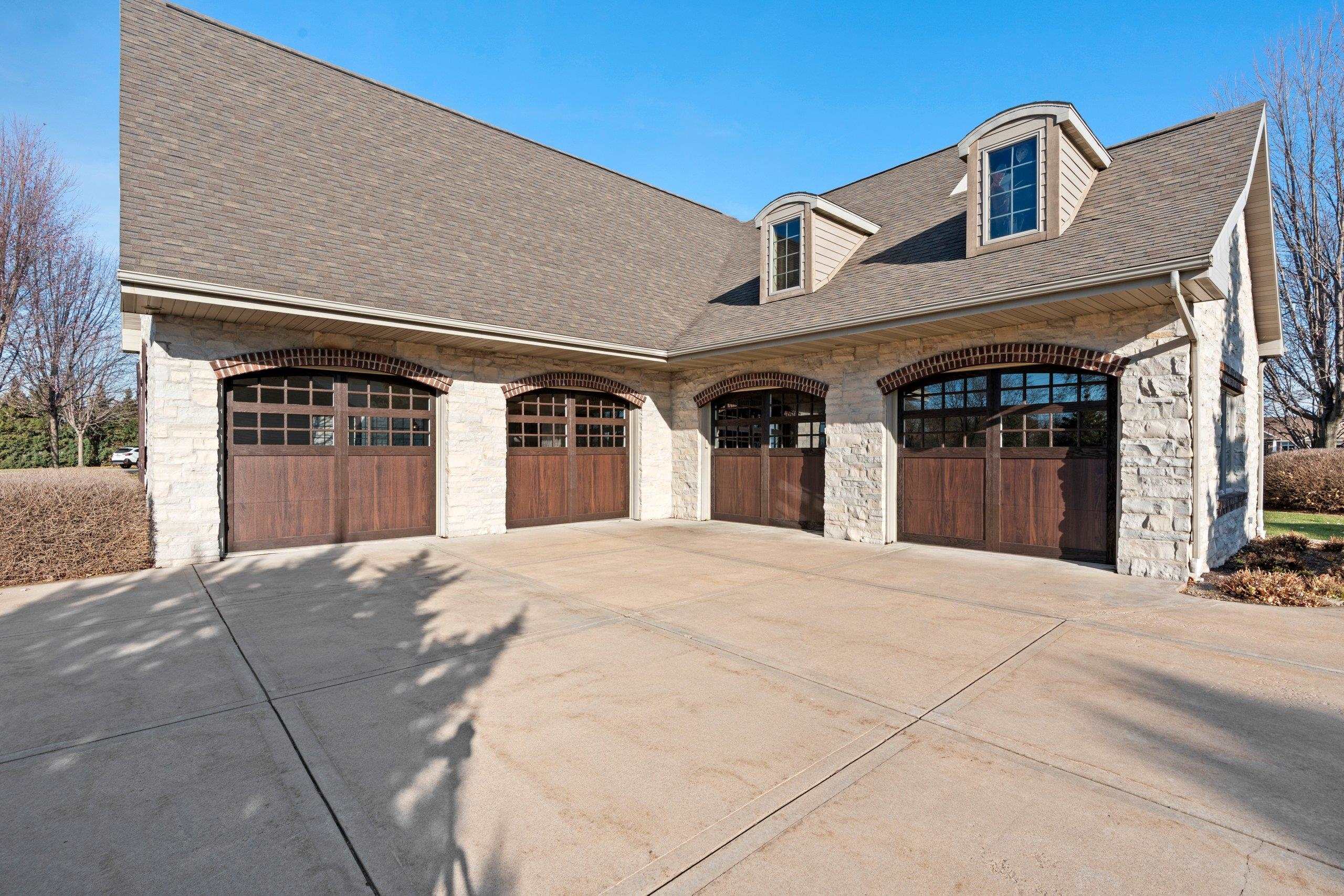 N8418 North Shore Road Menasha, WI 54952 - Photo 3 of 87