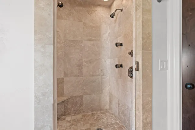 $1,199,000 | N8418 North Shore Road, Menasha, WI 54952