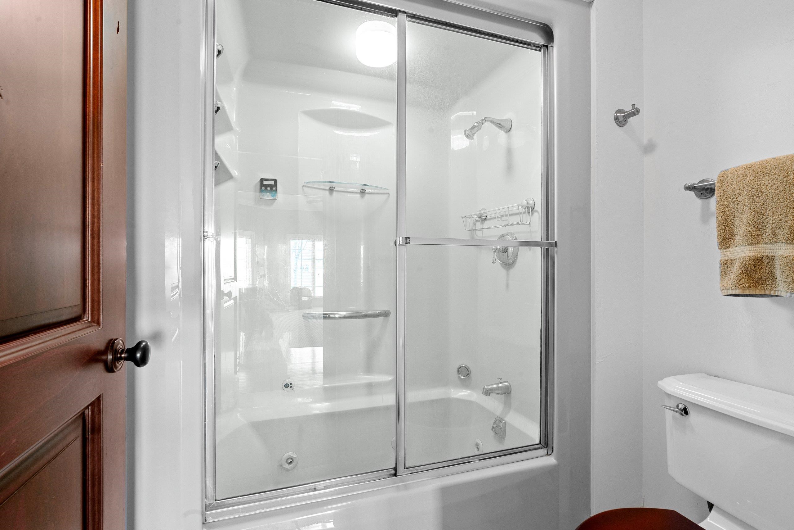 N8418 North Shore Road Menasha, WI 54952 - Photo 54 of 87