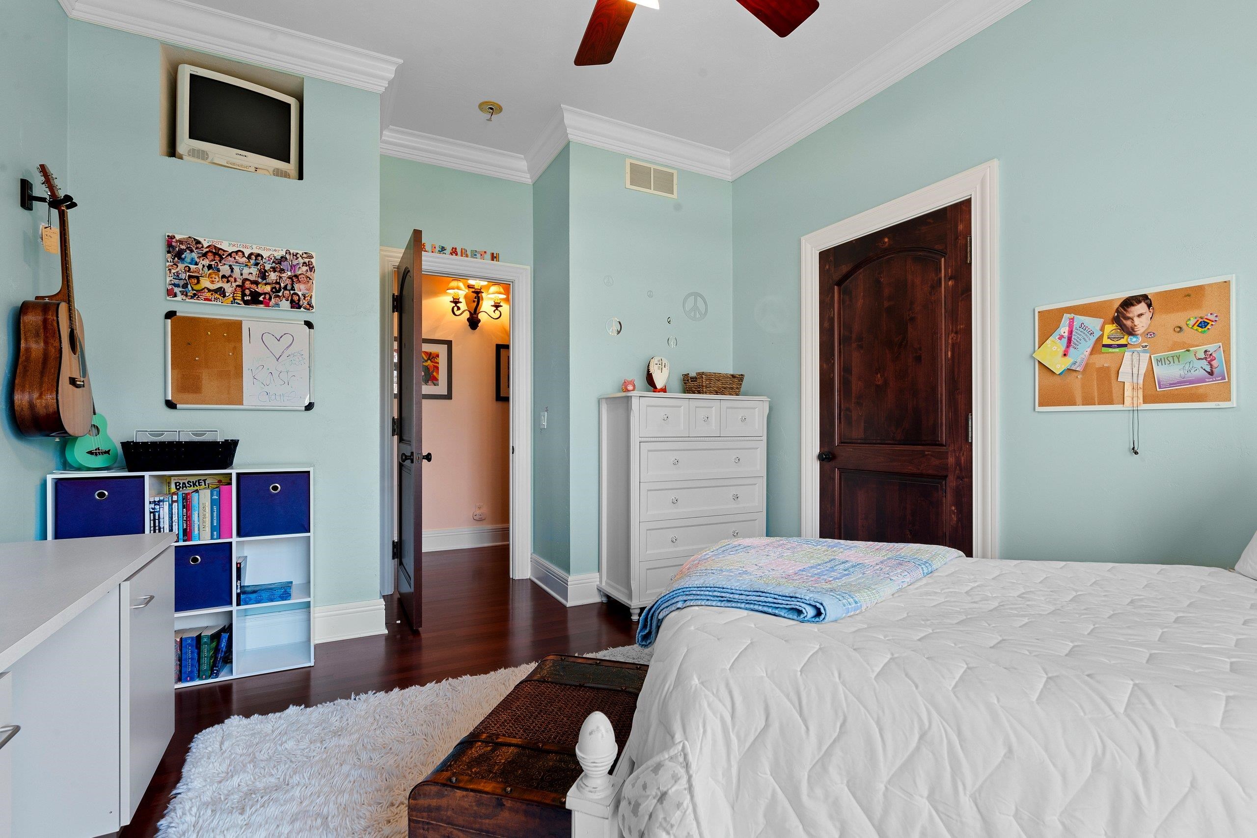 N8418 North Shore Road Menasha, WI 54952 - Photo 56 of 87