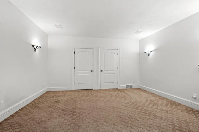 $1,199,000 | N8418 North Shore Road, Menasha, WI 54952