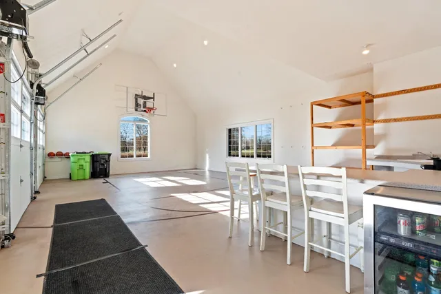 $1,290,000 | N8418 North Shore Road, Menasha, WI 54952