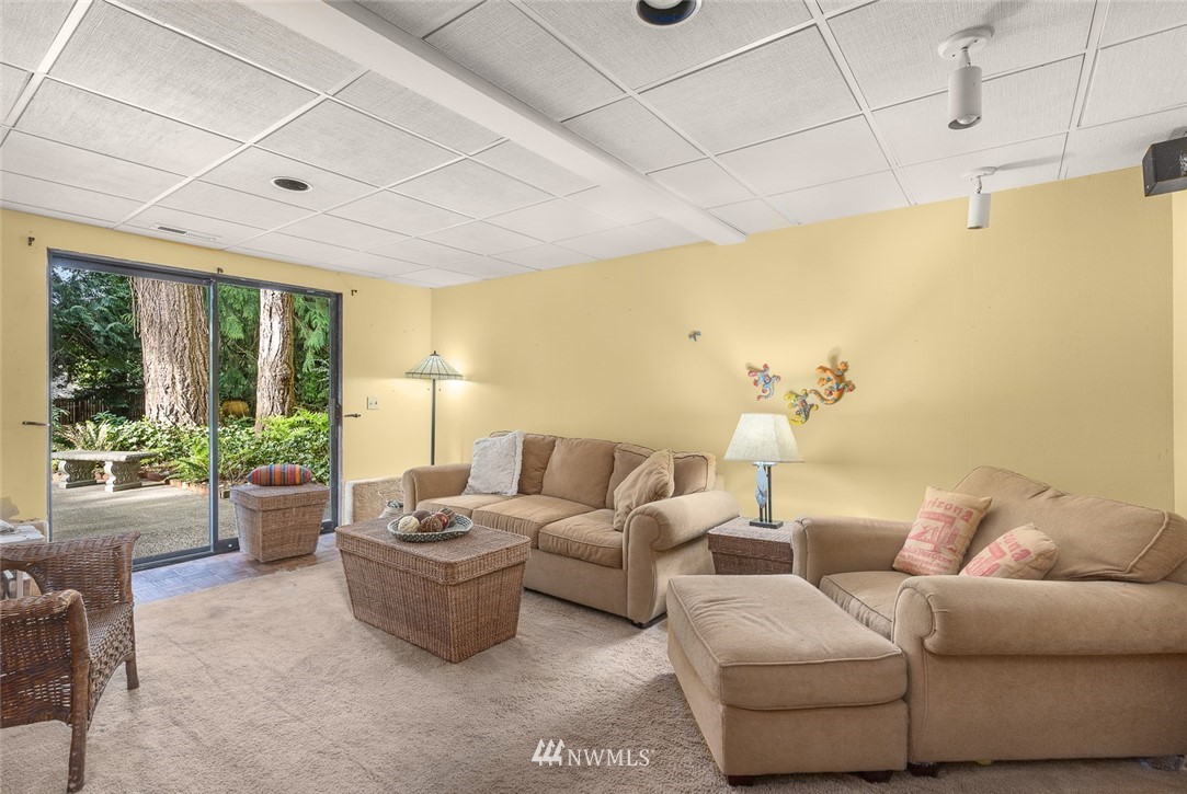 10416 Northeast 204th Place Bothell, WA 98011 - Photo 22 of 25 Gallery Image 22