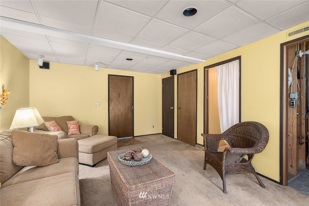 10416 Northeast 204th Place Bothell, WA 98011 - Photo 25 of 25 Gallery Image 25