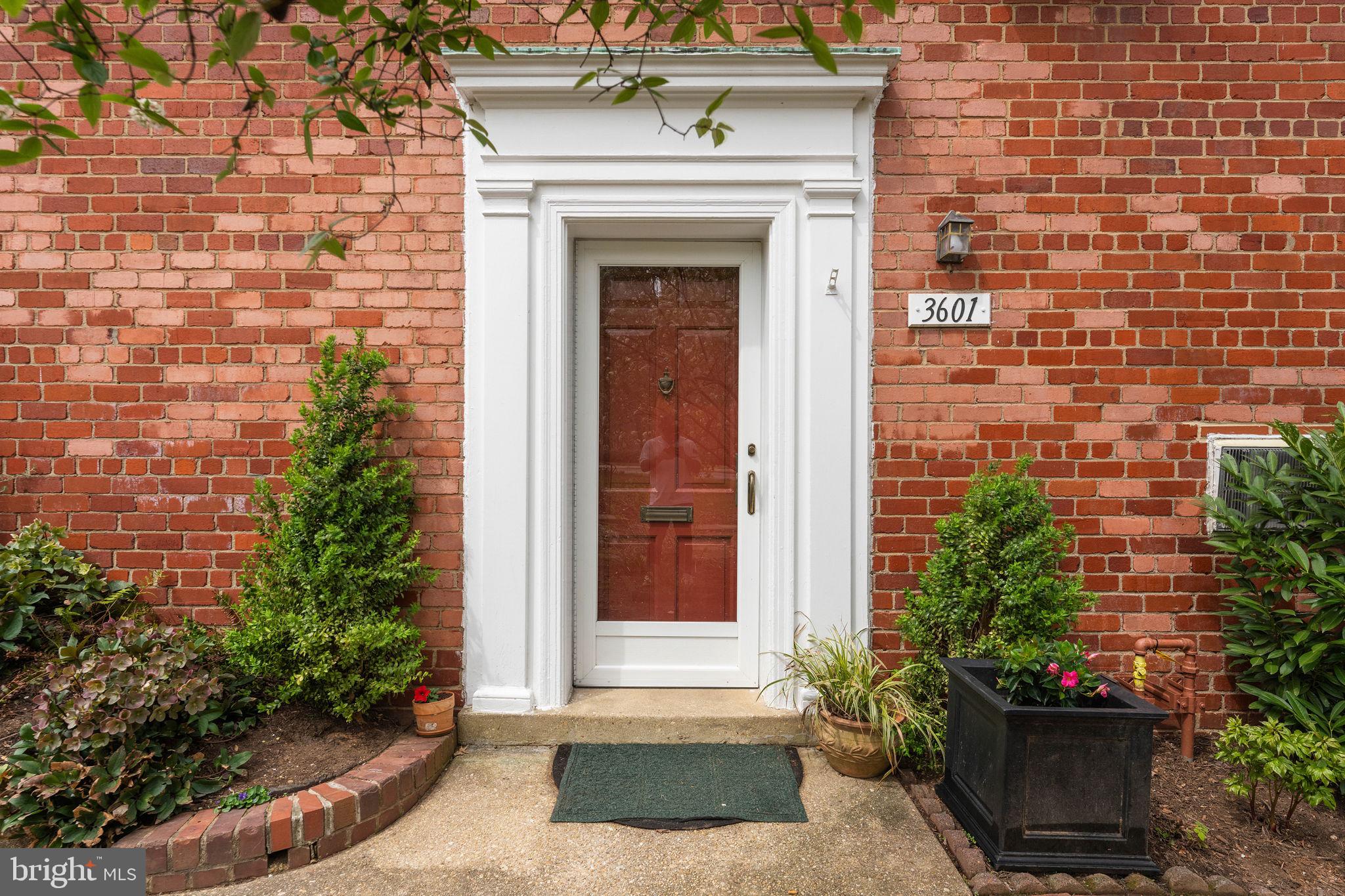 3601 Gunston Road Alexandria, VA 22302 - Photo 5 of 36 Gallery Image 5