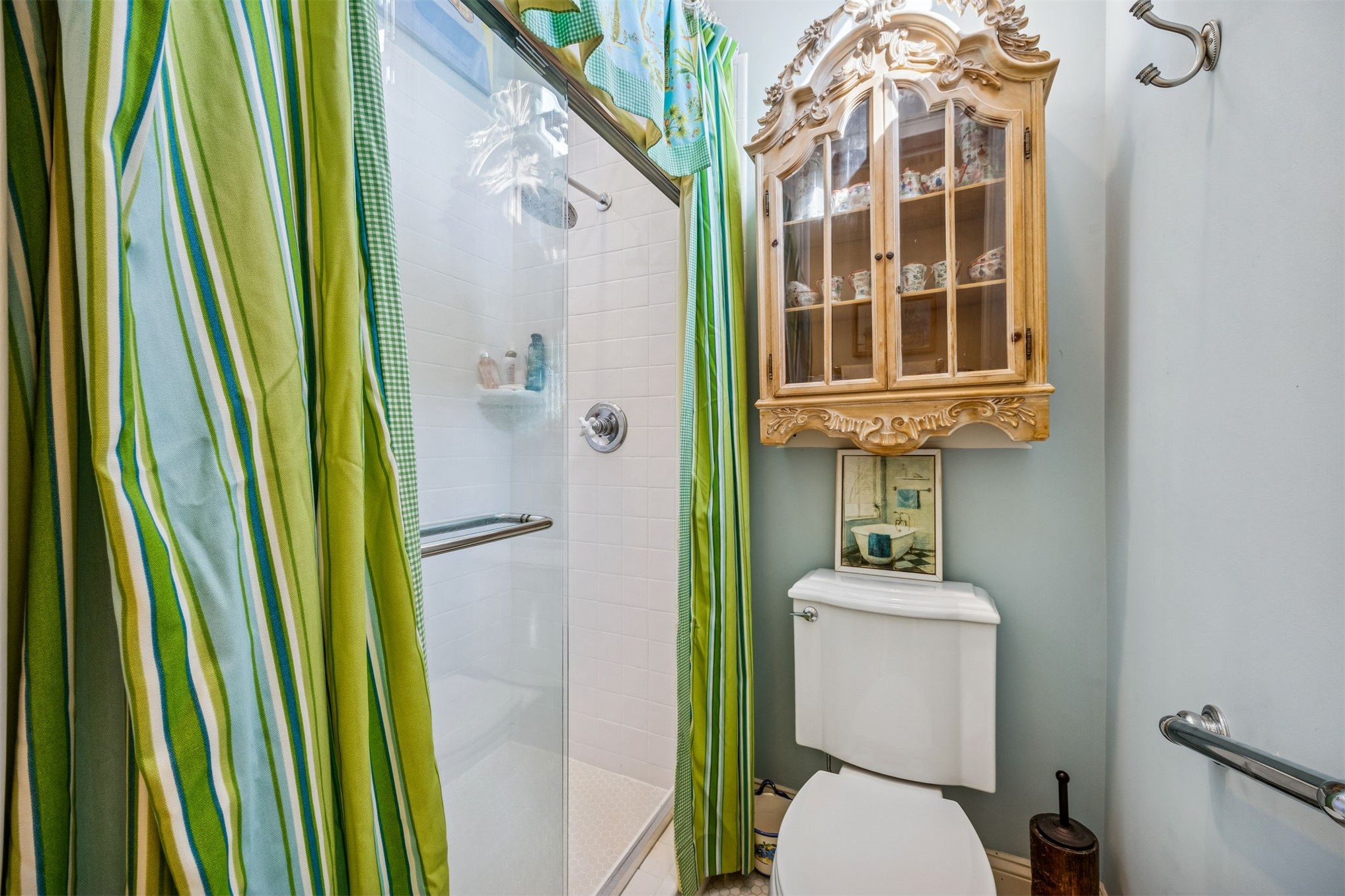 39 Marsh Creek Road Fernandina Beach, FL 32034 - Photo 37 of 78 Bedroom #3 Bath. Private entrance to this 2 level suite.