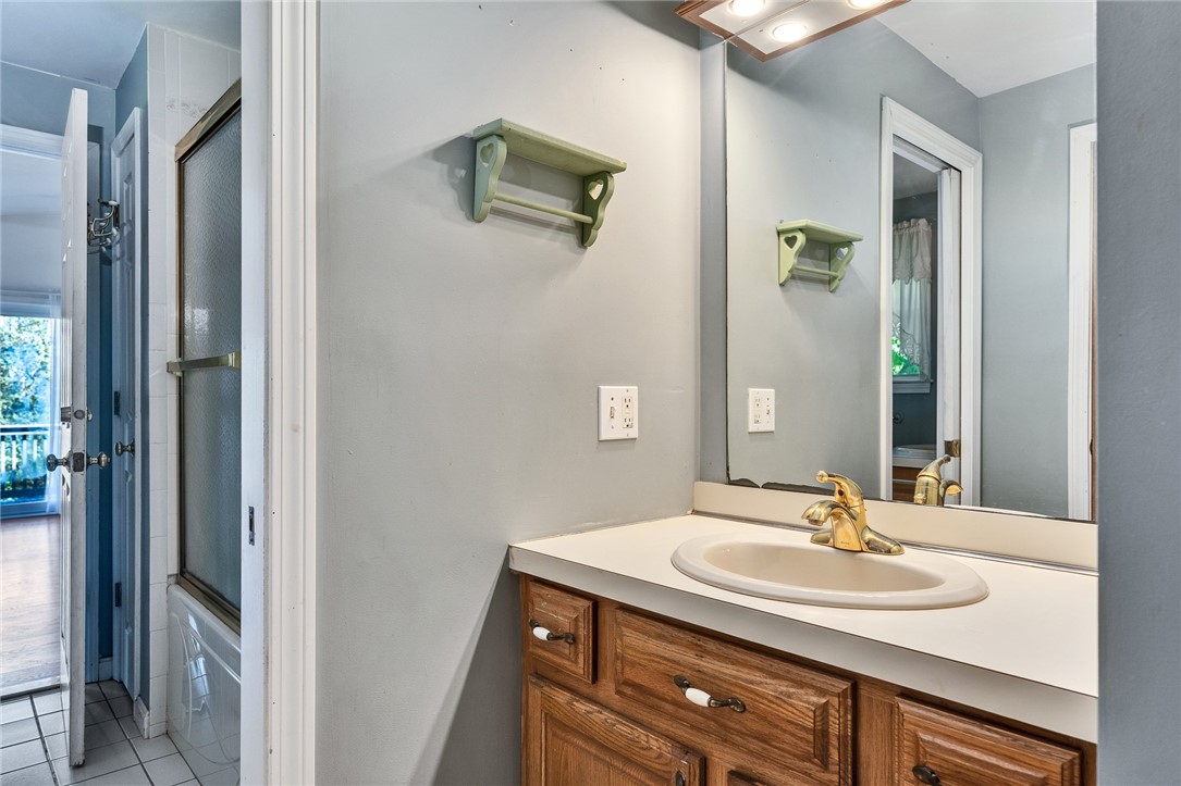 84 East Shore Road Narragansett, RI 02882 - Photo 30 of 37