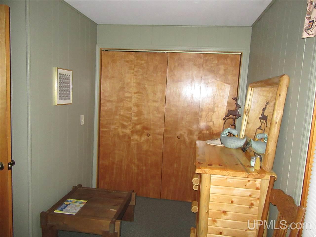 914 North Co Road Manistique, MI 49854 - Photo 17 of 20