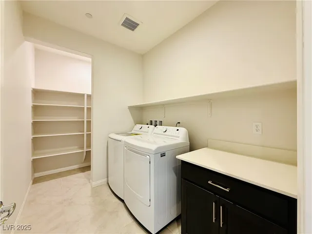 $2,650 | 310 La Musica Place, Henderson, NV 89015