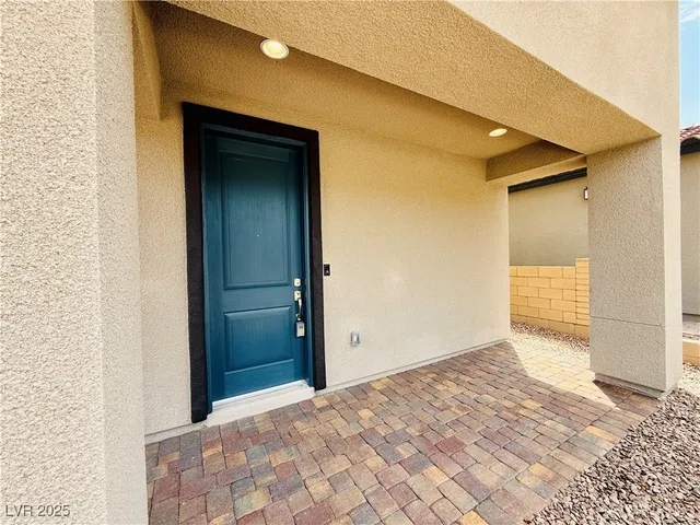 $2,650 | 310 La Musica Place, Henderson, NV 89015