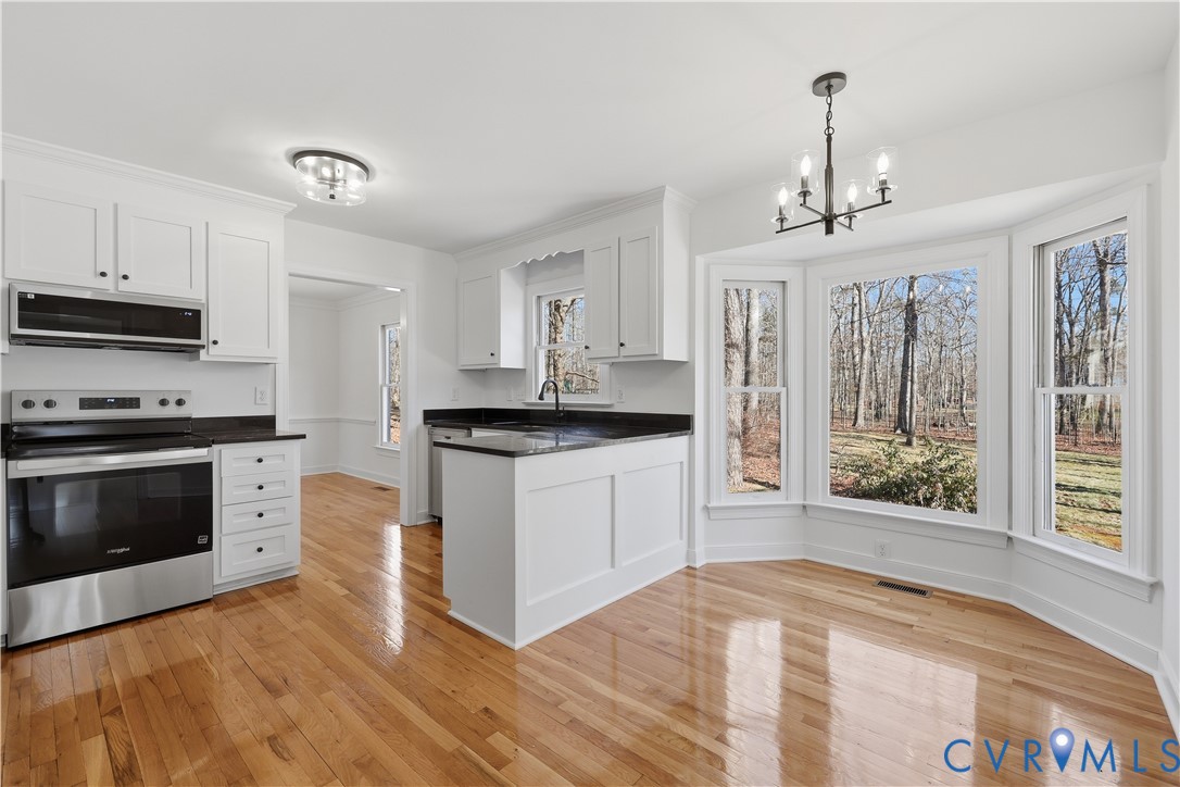 3264 Sherwood Ridge Way Powhatan, VA 23139 - Photo 13 of 40