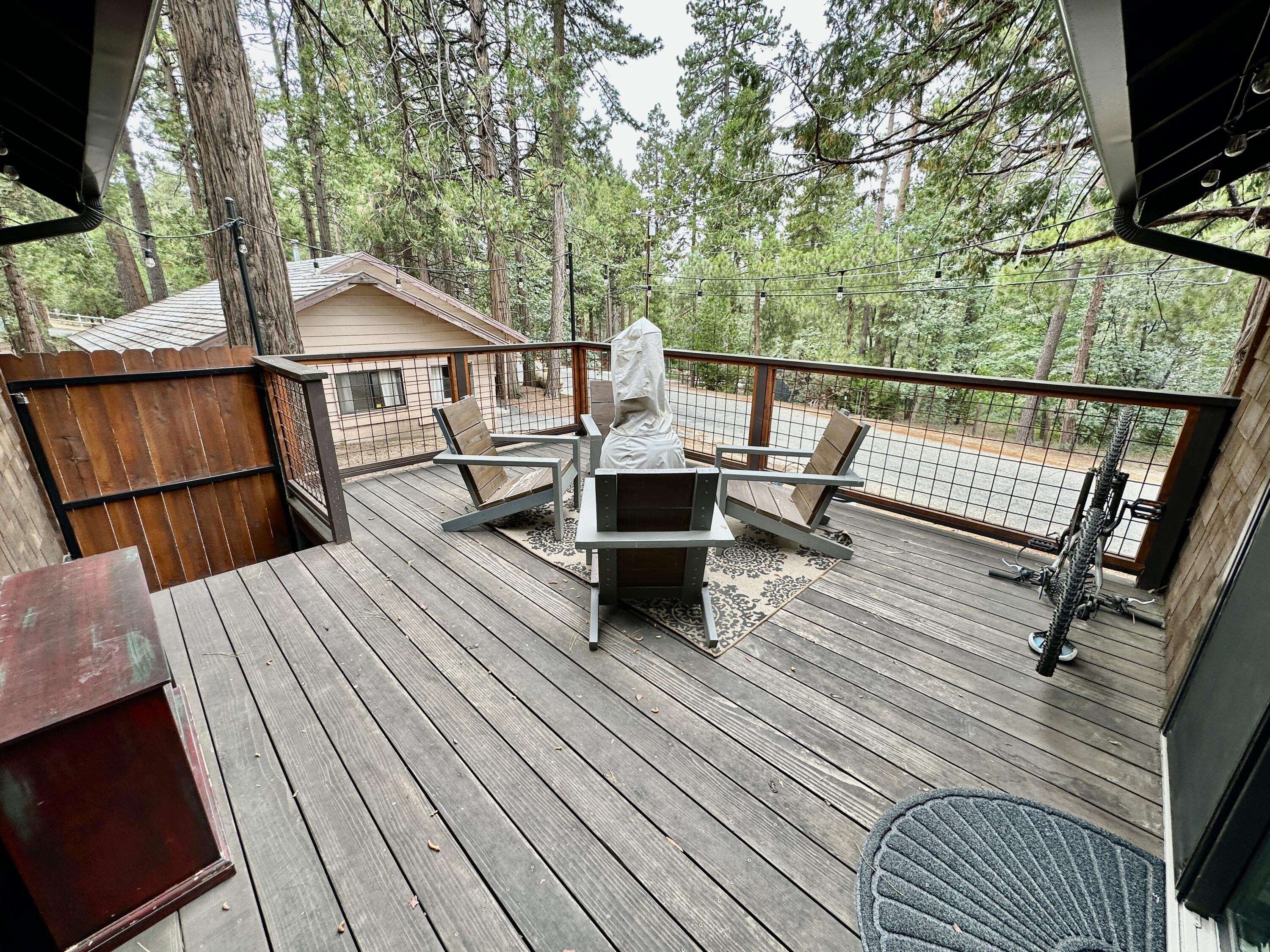 53765 Idyllwild Road Idyllwild, CA 92549 - Photo 27 of 43 a view of sitting area on roof deck