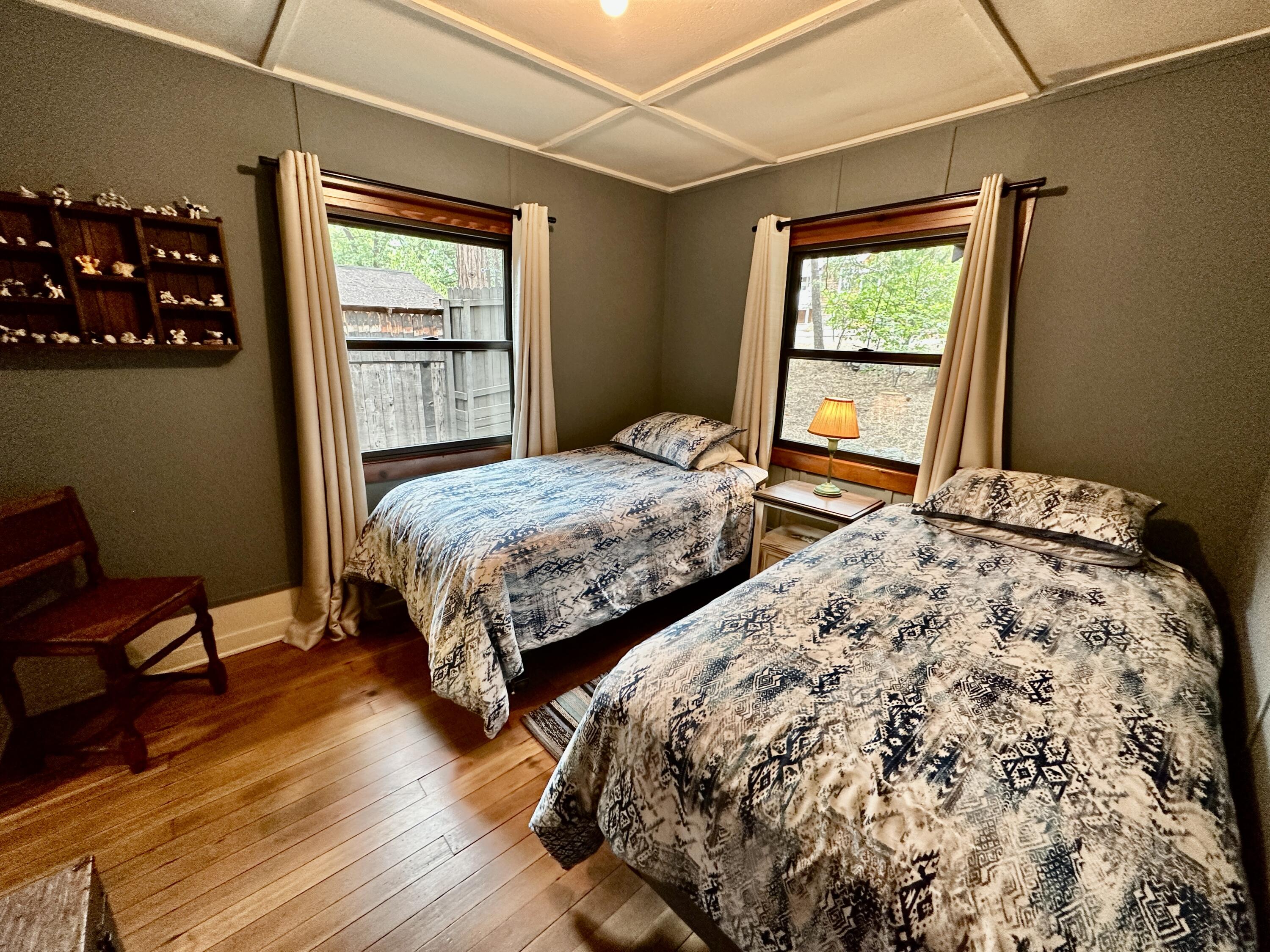 53765 Idyllwild Road Idyllwild, CA 92549 - Photo 39 of 43 a bedroom with double bed and a window