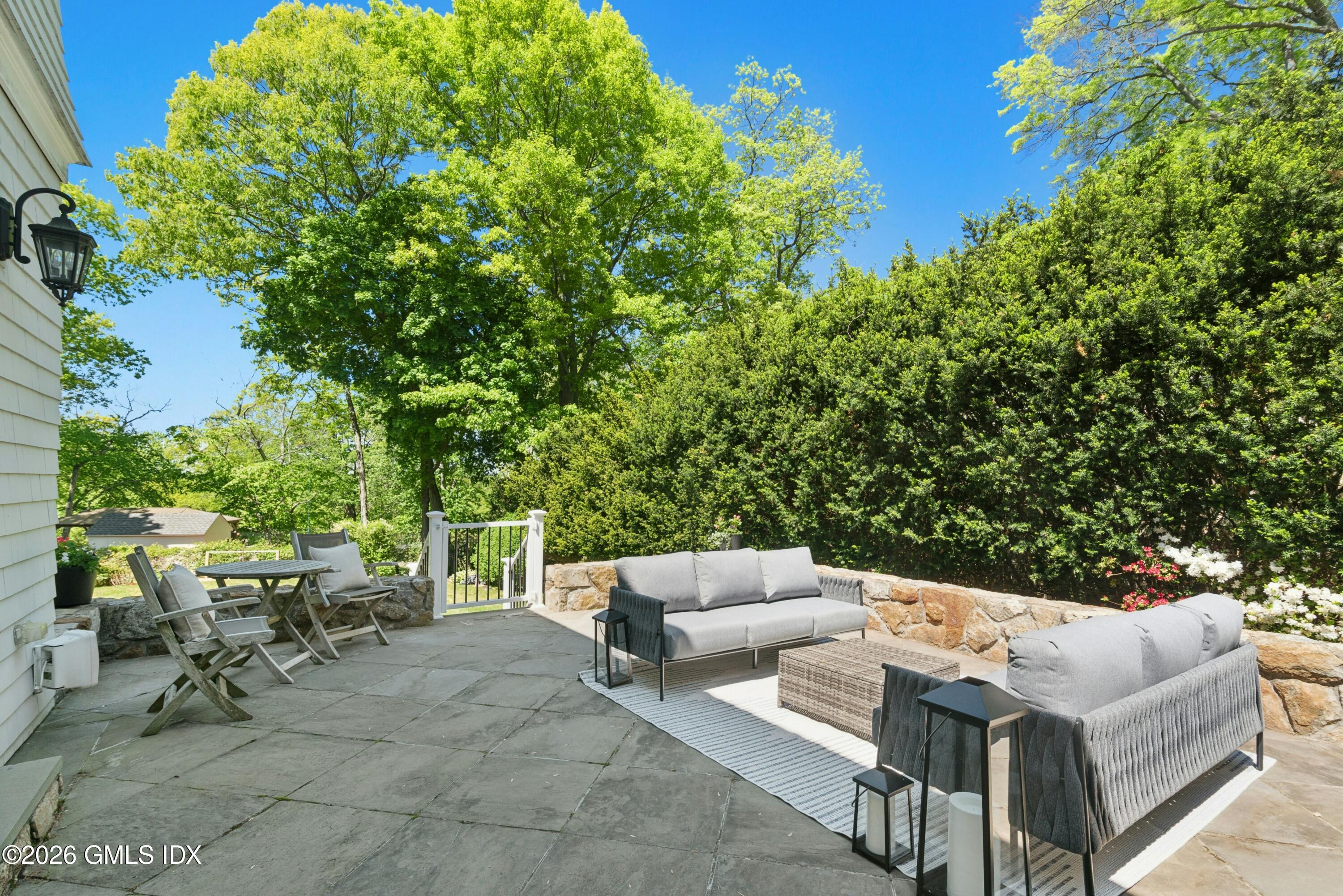 48 Northridge Road Old Greenwich, CT 06870 - Photo 24 of 30 Patio