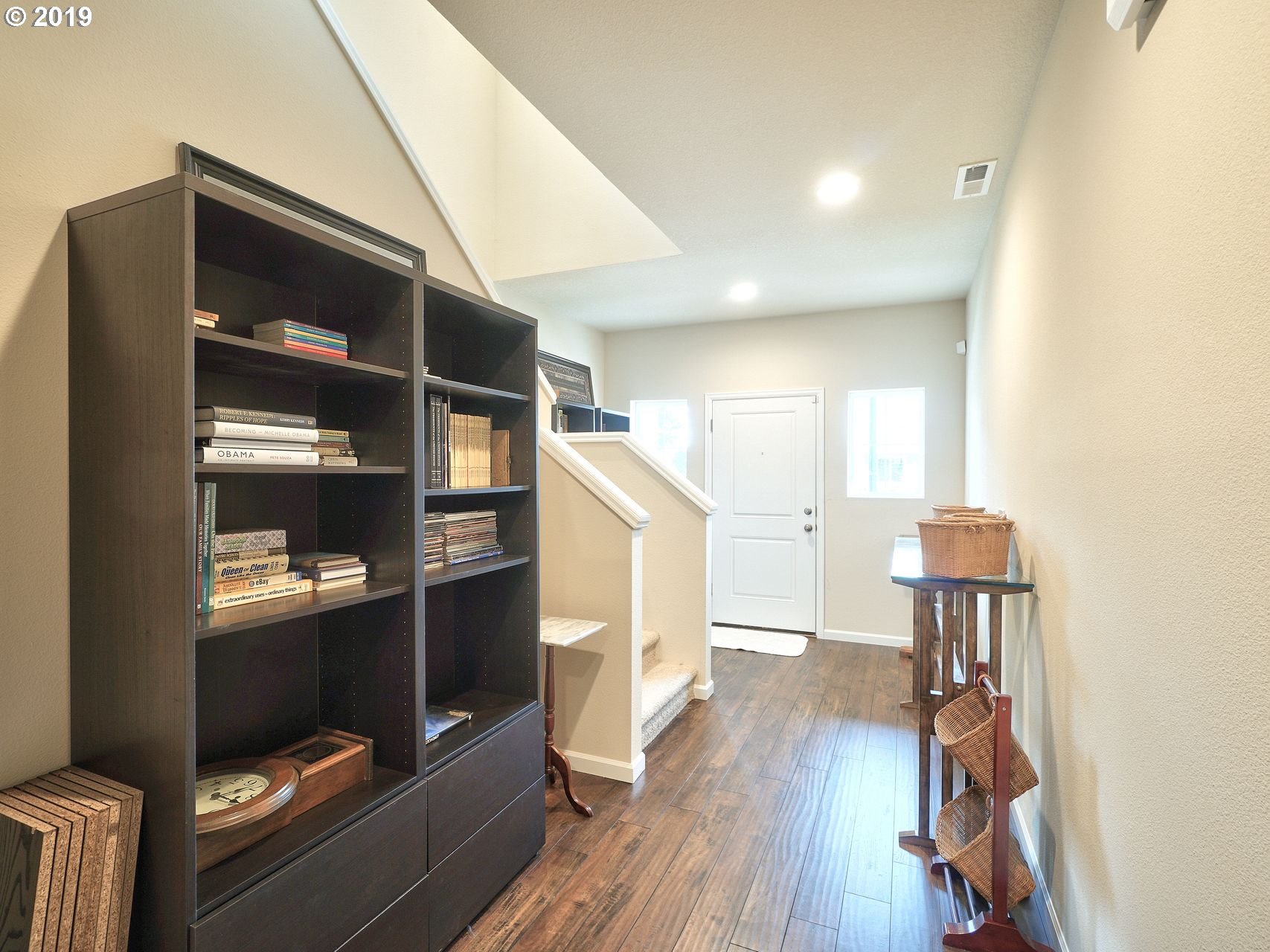 3676 North 10th Street Ridgefield, WA 98642 - Photo 2 of 32 Entrance/Foyer
