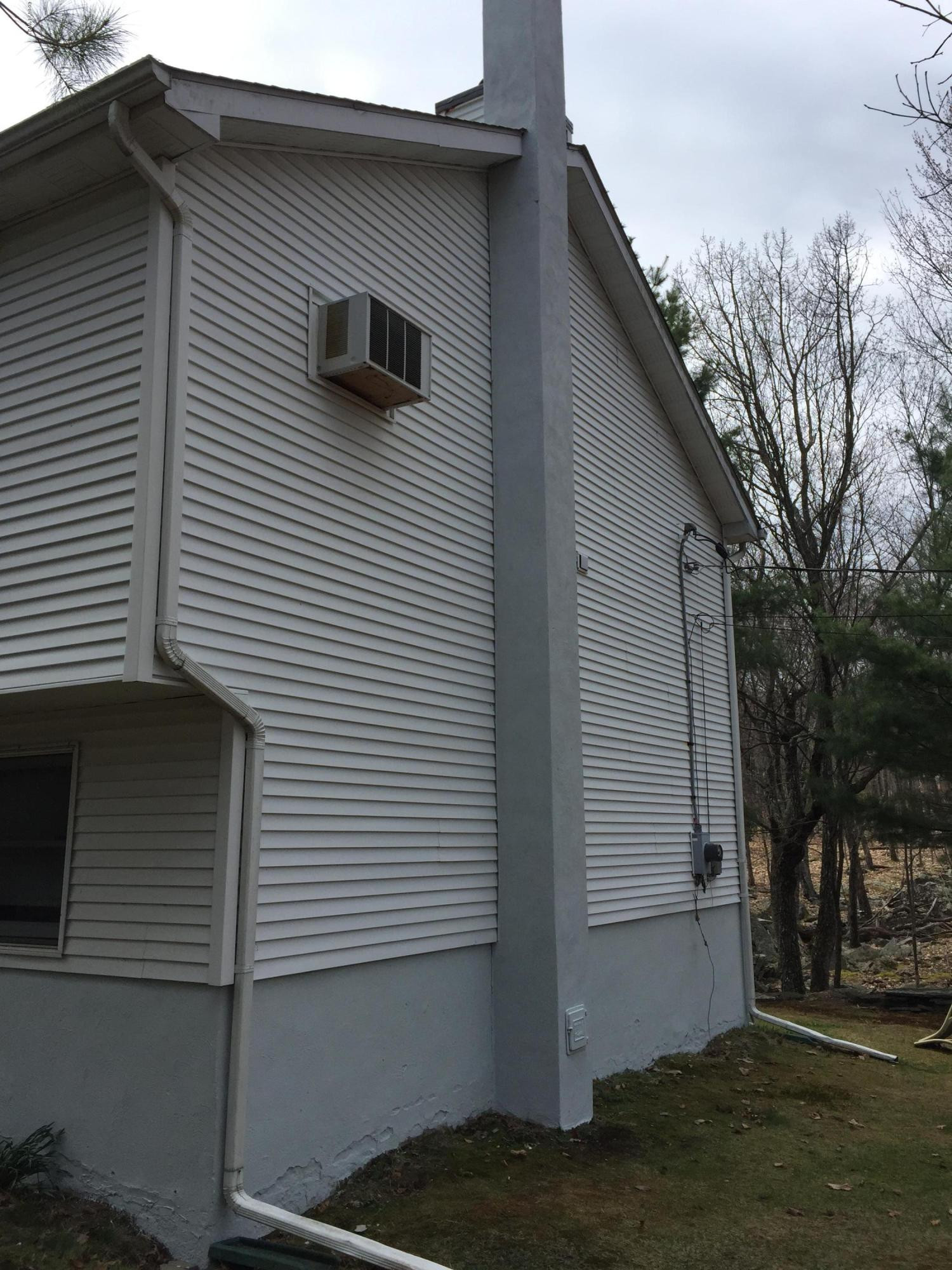 101 Rustic Way Milford, PA 18337 - Photo 15 of 17 IMG_1371