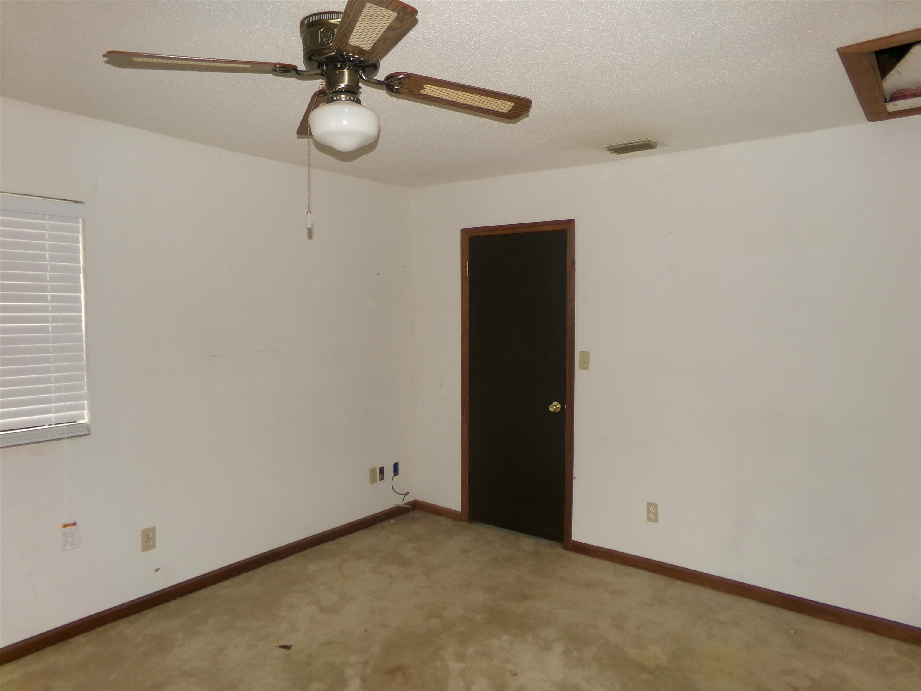 927 Oak Ridge Road West Tallahassee, FL 32305 - Photo 4 of 42