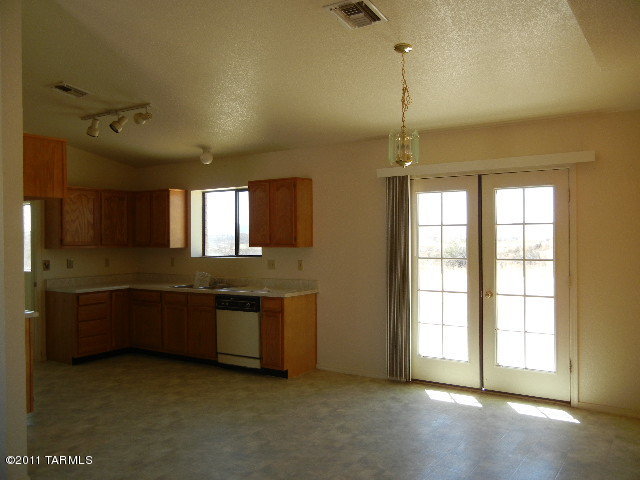 378 Tala Court Rio Rico, AZ 85648 - Photo 7 of 25