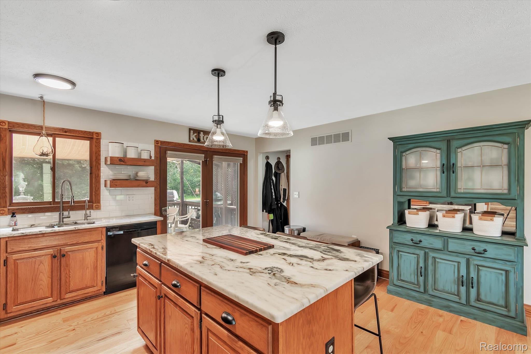 2601 Fisk Road Howell, MI 48843 - Photo 10 of 44 11-2601 Fisk Rd-Kitchen 3.jpg